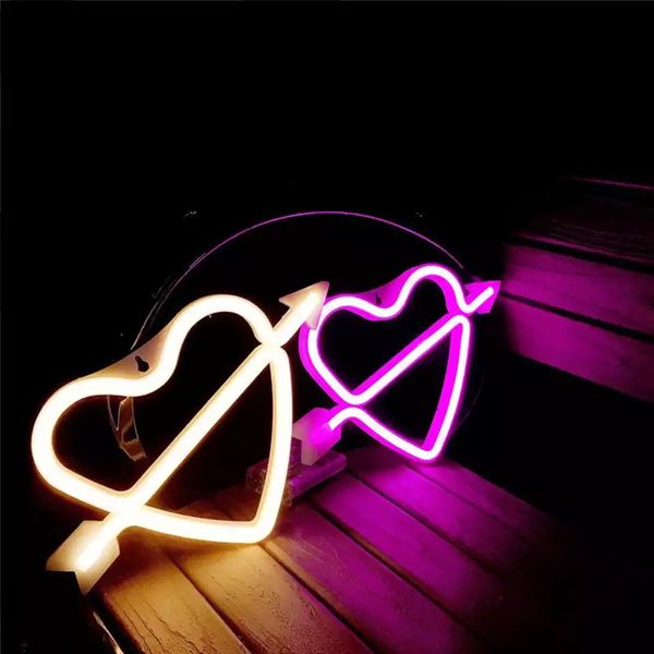 Неоновий світильник настінно-стельовий нічник - Серце зі стрілою, рожевий, 25x15 см, 3AA (140670) 140670 фото