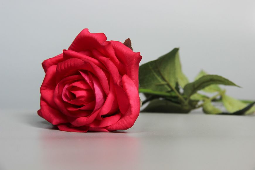 Искусственная роза-ветка, ткань, пластик, 64 см, розовый (630102) 630102 фото